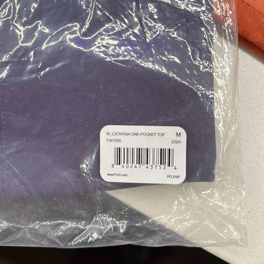 Figs Catarina one-pocket Scrub Top -Limited Color Shadow Purple!